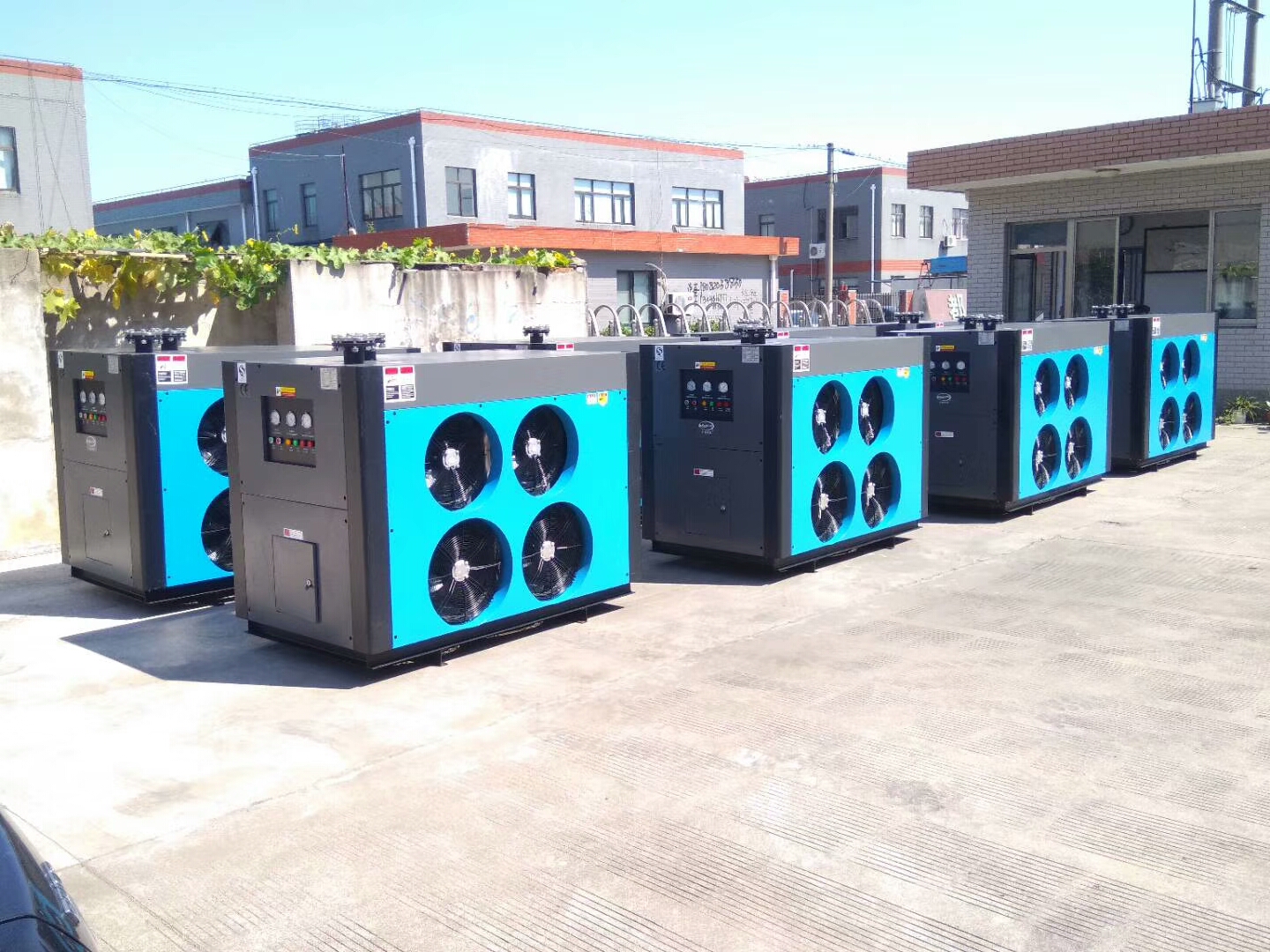 小型空氣干燥機(jī)排汽帶水的原因及重要性?