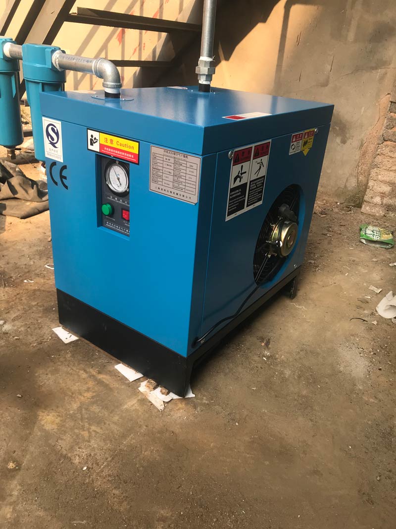 冷干機(jī)究竟如何長(zhǎng)期穩(wěn)定運(yùn)行?