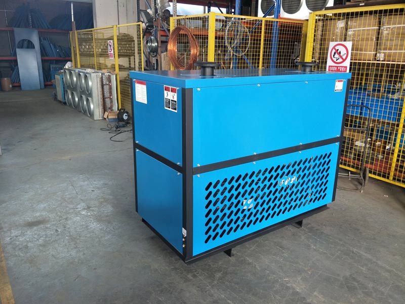 永磁變頻螺桿空壓機該怎么選擇冷干機?